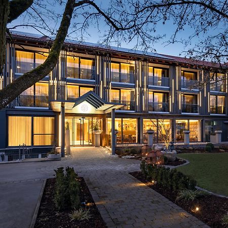 Hotel Riedenburg Bad Fussing Exterior photo